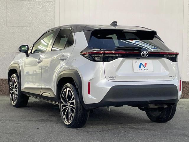 ヤリスクロス ハイブリッドZ 禁煙車 全周囲カメラ トヨタセーフティセンス レーダークルーズ ハーフレザーシート ドラレコ コーナーセンサー LEDヘッド ビルトインETC 純正18インチアルミ オートライト デュアルエアコン(29枚目)