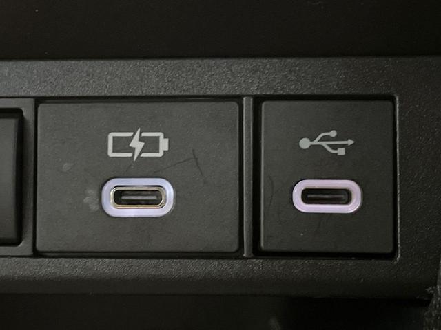 ヤリスクロス ハイブリッドZ 禁煙車 全周囲カメラ トヨタセーフティセンス レーダークルーズ ハーフレザーシート ドラレコ コーナーセンサー LEDヘッド ビルトインETC 純正18インチアルミ オートライト デュアルエアコン(42枚目)