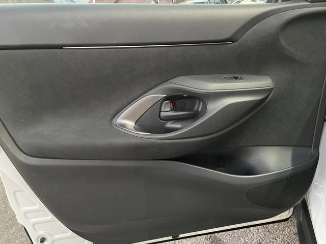 ヤリスクロス ハイブリッドZ 禁煙車 全周囲カメラ トヨタセーフティセンス レーダークルーズ ハーフレザーシート ドラレコ コーナーセンサー LEDヘッド ビルトインETC 純正18インチアルミ オートライト デュアルエアコン(55枚目)