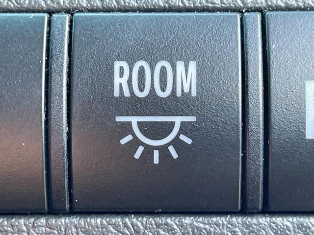 アルファード ２４０Ｓ　禁煙車　両側電動ドア　ＳＤナビ　バックカメラ　コーナーセンサー　スマートキー　ＨＩＤヘッド　ビルトインＥＴＣ　純正１８インチアルミ　オートライト　リアオートエアコン　Ｂｌｕｅｔｏｏｔｈ　ＣＤ（32枚目）