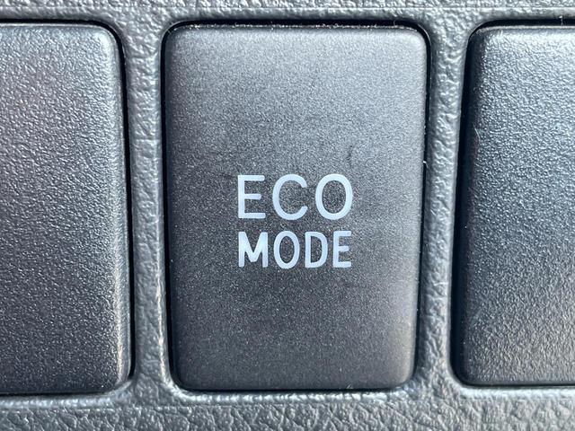 アルファード ２４０Ｓ　禁煙車　両側電動ドア　ＳＤナビ　バックカメラ　コーナーセンサー　スマートキー　ＨＩＤヘッド　ビルトインＥＴＣ　純正１８インチアルミ　オートライト　リアオートエアコン　Ｂｌｕｅｔｏｏｔｈ　ＣＤ（34枚目）