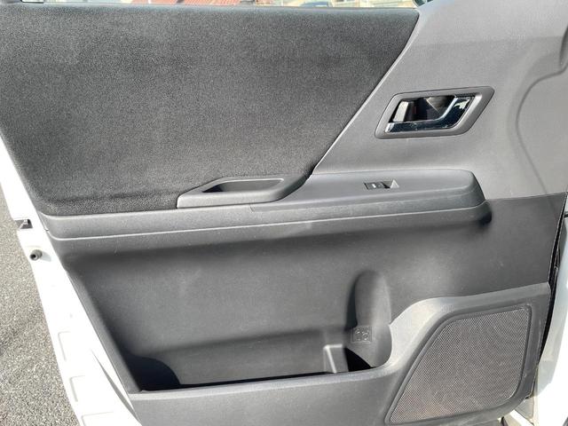 アルファード ２４０Ｓ　禁煙車　両側電動ドア　ＳＤナビ　バックカメラ　コーナーセンサー　スマートキー　ＨＩＤヘッド　ビルトインＥＴＣ　純正１８インチアルミ　オートライト　リアオートエアコン　Ｂｌｕｅｔｏｏｔｈ　ＣＤ（46枚目）