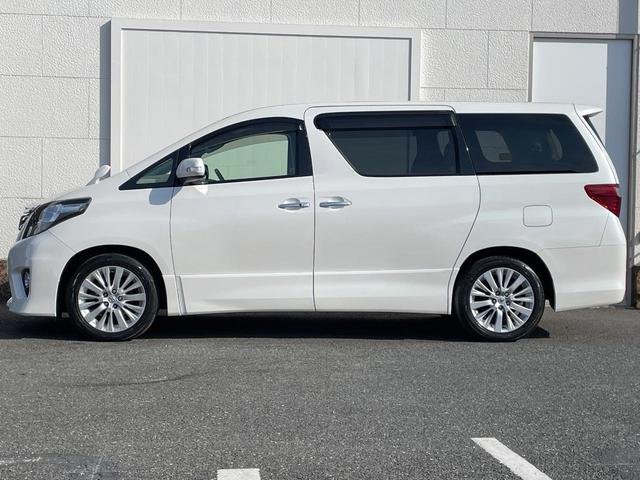 アルファード ２４０Ｓ　禁煙車　両側電動ドア　ＳＤナビ　バックカメラ　コーナーセンサー　スマートキー　ＨＩＤヘッド　ビルトインＥＴＣ　純正１８インチアルミ　オートライト　リアオートエアコン　Ｂｌｕｅｔｏｏｔｈ　ＣＤ（49枚目）