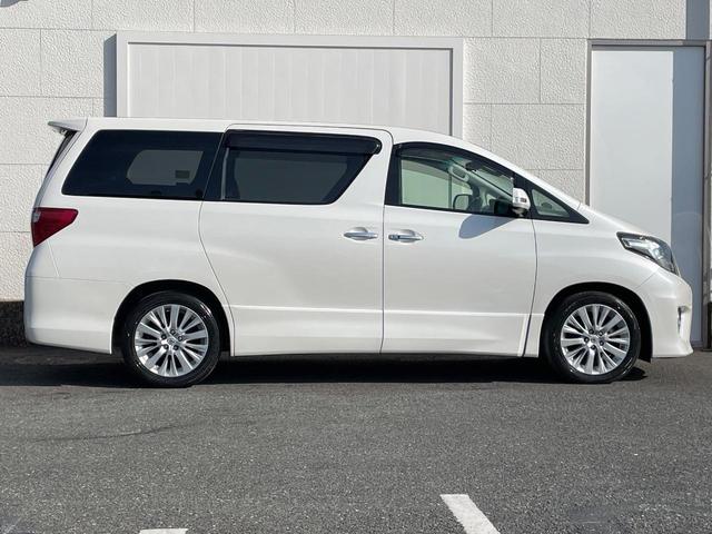 アルファード ２４０Ｓ　禁煙車　両側電動ドア　ＳＤナビ　バックカメラ　コーナーセンサー　スマートキー　ＨＩＤヘッド　ビルトインＥＴＣ　純正１８インチアルミ　オートライト　リアオートエアコン　Ｂｌｕｅｔｏｏｔｈ　ＣＤ（50枚目）