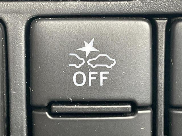 �y�g���^�Z�[�t�e�B�Z���X�z���s���ɑO���̎ԗ�����F�����A�Փ˂������Ȏ��͌x��ƃu���[�L�ŏՓˉ���Ɣ�Q�y�����A�V�X�g�B�����S�Ƀh���C�u�����y���݂��������܂��B