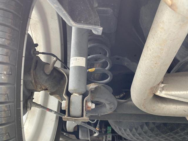 コペン ローブ SDナビ 禁煙車 ハーフレザーシート スマートキー LEDヘッド ETC 純正16インチアルミ オートエアコン Bluetooth CD DVD再生 フルセグ(18枚目)