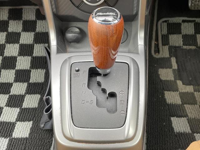 コペン ローブ SDナビ 禁煙車 ハーフレザーシート スマートキー LEDヘッド ETC 純正16インチアルミ オートエアコン Bluetooth CD DVD再生 フルセグ(32枚目)