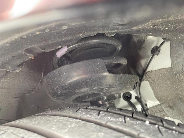 プリウス Ｚ　禁煙車　ガラスルーフ　１２型ディスプレイ　全周囲カメラ　ドラレコ付きデジタルミラー　ＢＳＭ　衝突被害軽減システム　レーダークルーズ　レザーシート　シートエアコン　パワーシート　　ＬＥＤ　ＥＴＣ２．０（26枚目）