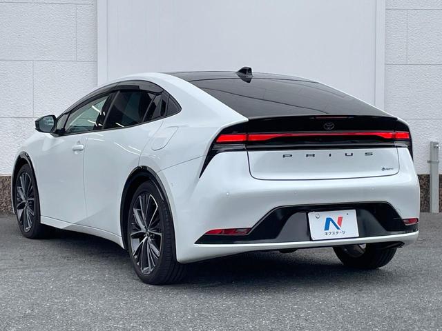 プリウス Ｚ　禁煙車　ガラスルーフ　１２型ディスプレイ　全周囲カメラ　ドラレコ付きデジタルミラー　ＢＳＭ　衝突被害軽減システム　レーダークルーズ　レザーシート　シートエアコン　パワーシート　　ＬＥＤ　ＥＴＣ２．０（43枚目）