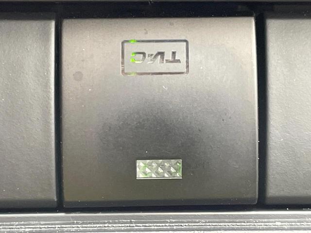 プリウス Ｚ　禁煙車　ガラスルーフ　１２型ディスプレイ　全周囲カメラ　ドラレコ付きデジタルミラー　ＢＳＭ　衝突被害軽減システム　レーダークルーズ　レザーシート　シートエアコン　パワーシート　　ＬＥＤ　ＥＴＣ２．０（56枚目）