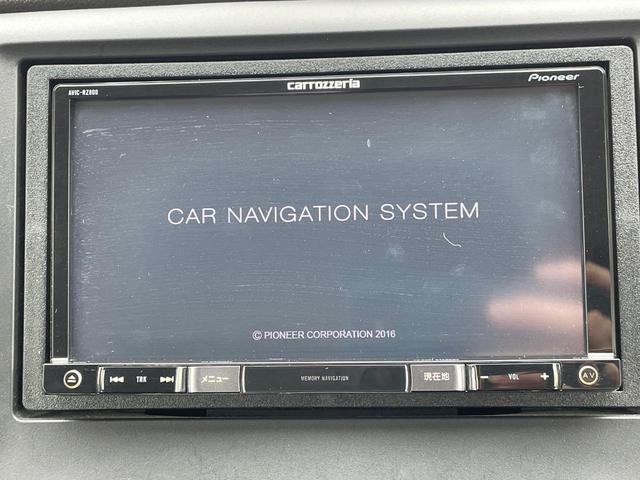 �y�i�r�Q�[�V�����z�g���₷���i�r�ŖړI�n�܂ł�������ē����Ă���܂��B�e��I�[�f�B�I�Đ��@�\���[�����Ă���A���Ԃ̉^�]������Ɋy�����Ȃ�܂��I�I