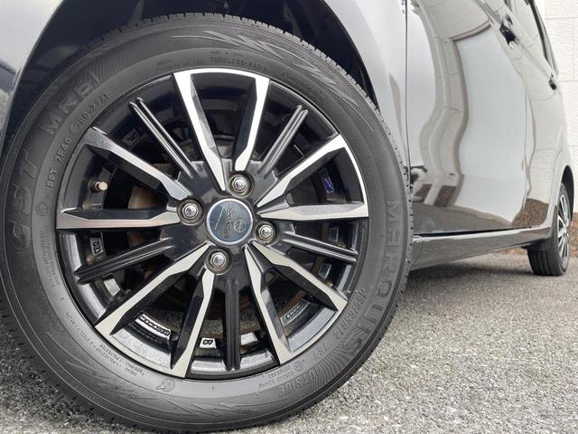 �y�P�S�C���`�A���~�z�C�[���z�O�ςɃ}�b�`�����A���~�z�C�[���𑕒����Ă���܂��B�e��A���~�z�C�[����A�X�^�b�h���X�^�C�����戵�����Ă���܂��B���񂲑��k����������