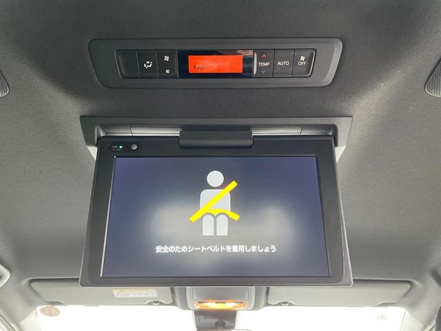 ヴォクシー ＺＳ　煌ＩＩ　両側電動ドア　純正ＳＤナビ　後席モニター　バックカメラ　衝突被害軽減システム　スマートキー　ＬＥＤヘッド　ビルトインＥＴＣ　クルコン　純正１６インチアルミ　オートハイビーム　車線逸脱警報（6枚目）