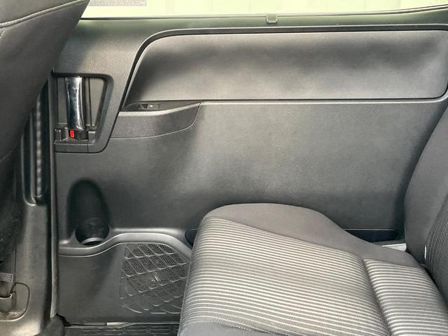 ヴォクシー ＺＳ　煌ＩＩ　両側電動ドア　純正ＳＤナビ　後席モニター　バックカメラ　衝突被害軽減システム　スマートキー　ＬＥＤヘッド　ビルトインＥＴＣ　クルコン　純正１６インチアルミ　オートハイビーム　車線逸脱警報（53枚目）