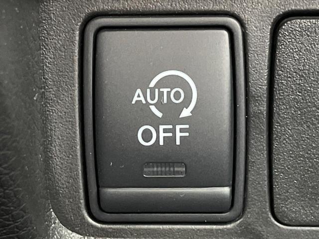 �y�A�C�h�����O�X�g�b�v�z�ԐM����a�؂Œ�Ԃ����ۂɃG���W�����~���A���ʂȔR���̏����}���܂��B�R��������ی�ɂȂ���@�\��G���W���̓u���[�L�𗣂��΍Ďn�����܂��B