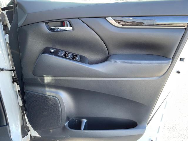 アルファード ２．５Ｓ　禁煙車　両側電動ドア　純正１０型ＳＤナビ　バックカメラ　衝突被害軽減　レーダークルーズ　ドラレコ　コーナーセンサー　スマートキー　ＬＥＤヘッド　ＥＴＣ　純正１８インチアルミ　オートハイビーム（46枚目）