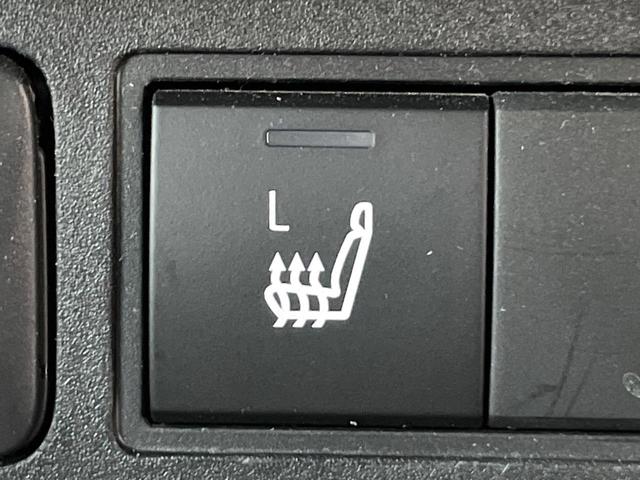 ヤリスクロス ハイブリッドＺ　禁煙車　ディスプレイオーディオ　全周囲カメラ　衝突被害軽減システム　ハーフレザーシート　パワーシート　ドラレコ　スマートキー　ＬＥＤヘッド　ＥＴＣ２．０　純正１６インチアルミ　オートハイビーム（50枚目）