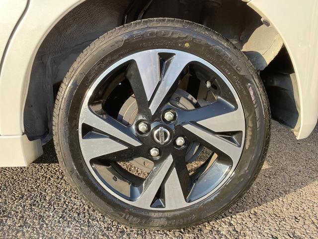 ルークス ハイウェイスター　Ｇターボプロパイロットエディション　禁煙車　ターボ　両側電動ドア　純正９型ＳＤナビ　全周囲カメラ　衝突被害軽減システム　レーダークルーズ　ドラレコ　コーナーセンサー　ＬＥＤヘッド　ビルトインＥＴＣ　純正１５インチアルミ　オートハイビーム（30枚目）