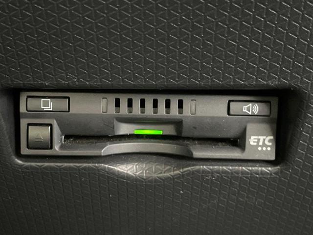 タント カスタムＲＳ　禁煙車　純正１０インチＳＤナビ　両側パワースライドドア　バックカメラ　スマートアシスト　シートヒーター　ドラレコ　コーナーセンサー　ＬＥＤヘッド　ビルトインＥＴＣ　純正１５インチアルミ　オートライト（7枚目）