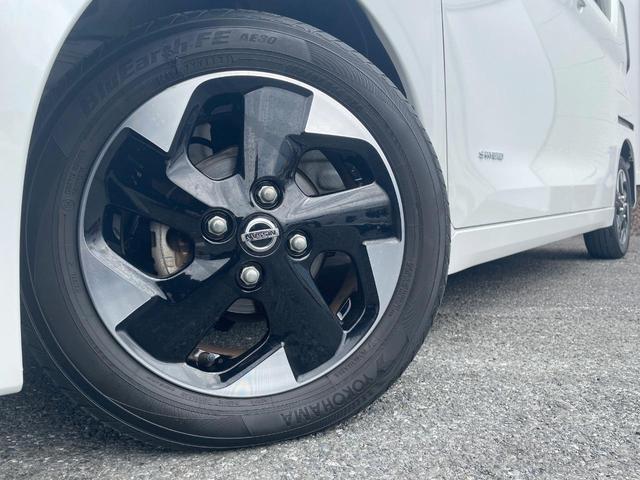 �y�����A���~�z�C�[���z�O�ςɃ}�b�`���������A���~�z�C�[���𑕒����Ă���܂��B�e��ЊO�A���~�z�C�[����A�X�^�b�h���X�^�C�����戵�����Ă���܂��B���񂲑��k����������