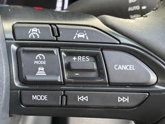 �ڥ졼�������롼������ȥ�����۹�®ƻϩ�Ǥ�Ĺ��Υ���Ԥ��ڤˡ�����ư��®�٤��ݤĥ��롼������ȥ����뤬�����ͷڸ������ƥ��Ϣ�Ȥ��������μ�ξ���Τ��Ƽִ֤��ݤĤ褦��®��Ĵ�ᤷ�Ƥ���ޤ����� 6