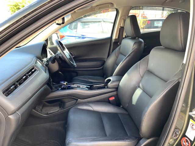 ヴェゼル ハイブリッドＺ　本土仕入・純正ナビ・フルセグＴＶ・Ｂｌｕｅｔｏｏｔｈ・バックモニター・ドライブレコーダー・純正アルミホイール・ＥＴＣ・フォグランプ・ドアバイザー（15枚目）