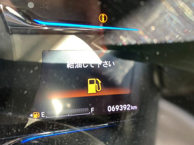 ヴェゼル ハイブリッドＺ　本土仕入・純正ナビ・フルセグＴＶ・Ｂｌｕｅｔｏｏｔｈ・バックモニター・ドライブレコーダー・純正アルミホイール・ＥＴＣ・フォグランプ・ドアバイザー（17枚目）