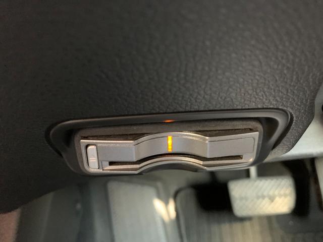 ヴェゼル ハイブリッドＺ　本土仕入・純正ナビ・フルセグＴＶ・Ｂｌｕｅｔｏｏｔｈ・バックモニター・ドライブレコーダー・純正アルミホイール・ＥＴＣ・フォグランプ・ドアバイザー（19枚目）