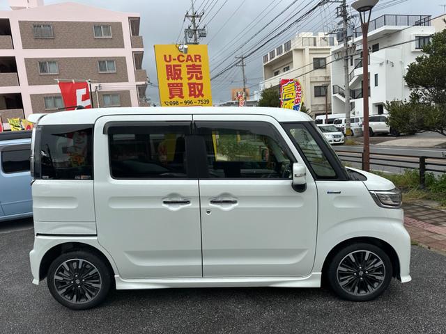 スペーシアカスタム ハイブリッドＸＳ　本土仕入　社外ＳＤナビ　フルセグＴＶ　ＣＤ　ＤＶＤ　Ｂｌｕｅｔｏｏｔｈ　バックカメラ　両側パワースライドドア　プッシュスタート　スマートキー　純正ＡＷ　ＬＥＤヘッドライト　フォグライト（8枚目）