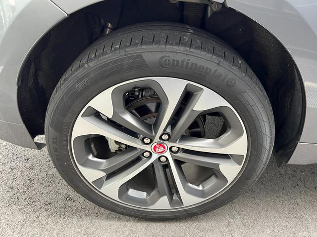 Fペイス R-ダイナミック SE D200 ワンオーナー車 スライディングパノラミックルーフ 21インチアルミホイール 黒皮シート F電動シート(シーヒーター・ベンチレーション)電動テールゲート MERIDIANサウンド(25枚目)