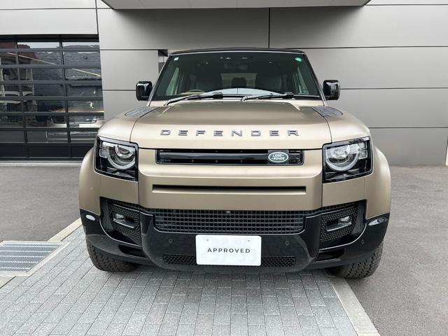 ディフェンダー ９０Ｘ　Ｄ３００　ＨＳＥ　サテンプロテクションパック　エアサスペンションパック　コンフォート＆コンビニエンスパック　エクステンデッドブラックエクステリアパック　ＣｌｅａｒＳｉｇｈｔインテリアリアビューミラー（12枚目）