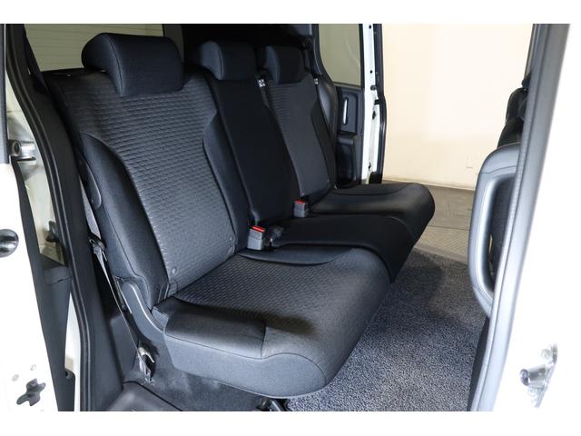 フリードスパイク Ｇエアロ　純正ナビ　１年保証　Ｂｌｕｅｔｏｏｔｈ　ＤＶＤ　バックカメラ　社外ルームミラー型ドラレコ　ワンセグＴＶ　ＥＴＣ　アルミホイール　ワンオーナー　左側電動スライドドア　オートエアコン　ＡＢＳ　ＶＳＡ（14枚目）