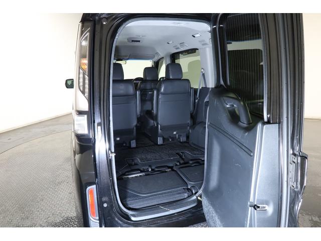 �N���}�̌��ɃX�y�[�X���Ȃ��ꍇ�ł��A���̃h�A�����R�ɊJ����Ήו��̐ς݂��낵�����N���N�B�R��ڃV�[�g������~�肷�鎞�ɂ��֗��B