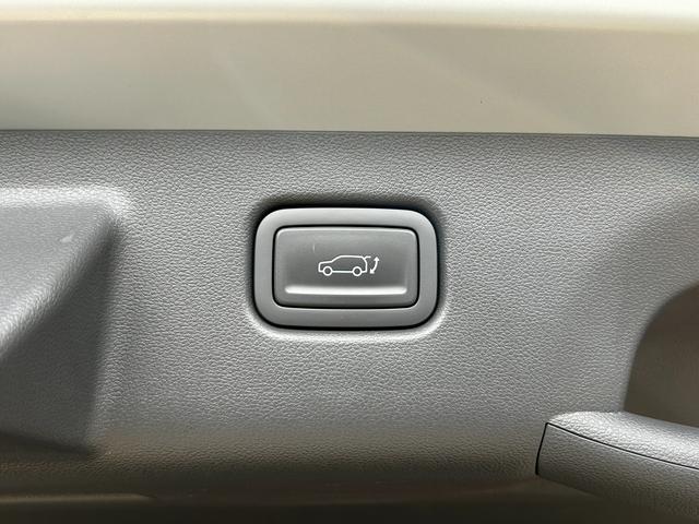 HYUNDAI KONA LOUNGE