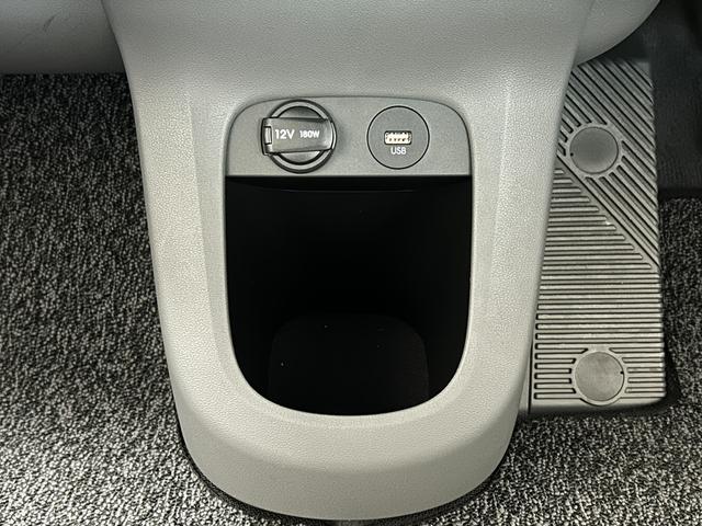 アイオニック５ ボヤージュ　ＡＷＤ　ヒョンデ正規認定中古車　ワンオーナー　１２．３インチナビ　パワーテールゲート　リモートスマートパーキングシステム　リヤビューモニター　サラウンドビューモニター（16枚目）