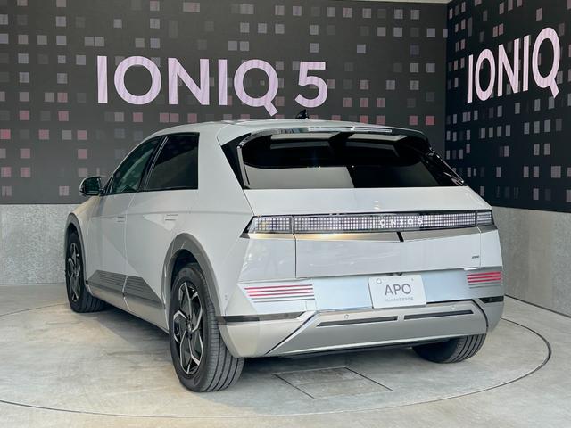 アイオニック５ ボヤージュ　ＡＷＤ　ヒョンデ正規認定中古車　ワンオーナー　１２．３インチナビ　パワーテールゲート　リモートスマートパーキングシステム　リヤビューモニター　サラウンドビューモニター（36枚目）