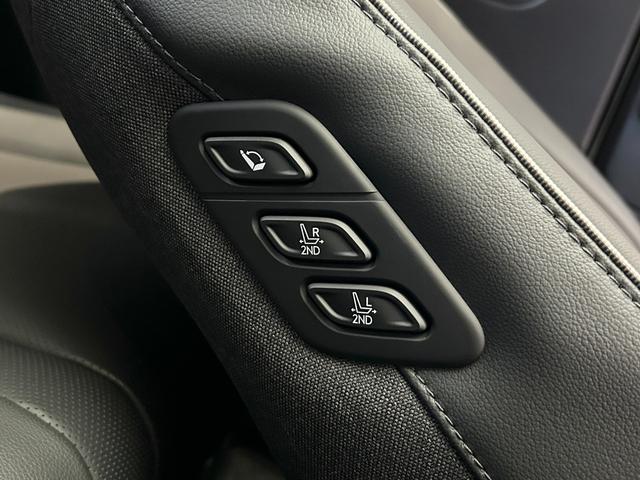 アイオニック５ ラウンジ　ＡＷＤ　ヒョンデ正規認定中古車　ワンオーナー　１２．３インチナビ　パワーテールゲート　リモートスマートパーキングシステム　リヤビューモニター　サラウンドビューモニター（42枚目）