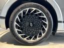 20インチアルミホイール&255/45 R20タイヤ(ミシュラン)