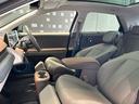 CXCは、車両全般に関するサービスはもちろん、Hyundaiブランドが目指すクリーンモビリティに関するアイデアやサステナブルな取り組みをご体験いただけるショールームです。お気軽にご来店ください。