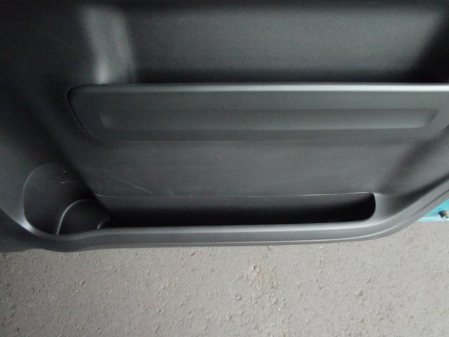 スペーシアギア ギア　ＨＹＢＲＩＤ　ＸＺターボ　メモリーナビ　両側電動スライドドア　パドルシフト　ドライブレコーダー前後　ＬＥＤヘッドランプ　ルーフレール　アダプティブクルーズコントロール　ステアリングオーディオスイッチ　スリムサーキュレーター　オートライト（38枚目）