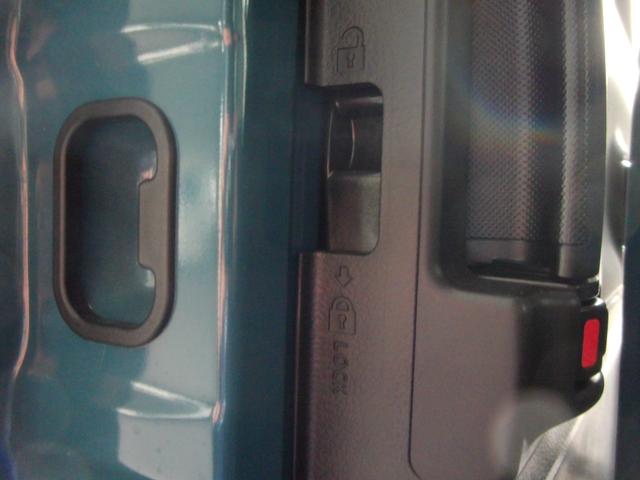 スペーシアギア ギア　ＨＹＢＲＩＤ　ＸＺターボ　メモリーナビ　両側電動スライドドア　パドルシフト　ドライブレコーダー前後　ＬＥＤヘッドランプ　ルーフレール　アダプティブクルーズコントロール　ステアリングオーディオスイッチ　スリムサーキュレーター　オートライト（41枚目）