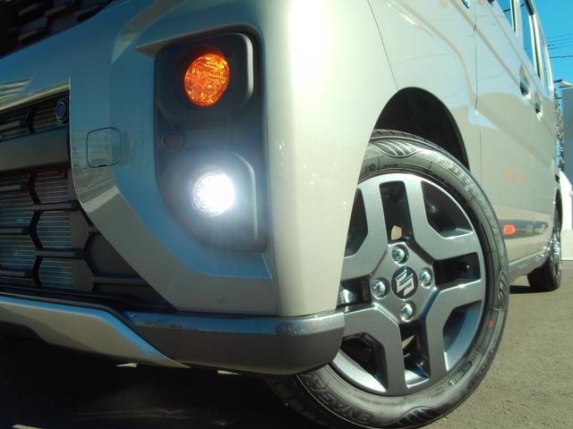 スペーシア ギア　ＨＹＢＲＩＤ　ＸＺ　全方位モニター付メモリーナビ　両側電動スライドドア　スズキコネクト　ＬＥＤヘッドランプ　キーレスプッシュスタート　マルチユースフラップ　ルーフレール　アダプティブクルーズコントロール　ステアリングオーディオスイッチ　サポカー（5枚目）