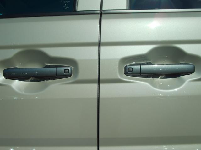 スペーシア ギア　ＨＹＢＲＩＤ　ＸＺ　全方位モニター付メモリーナビ　両側電動スライドドア　スズキコネクト　ＬＥＤヘッドランプ　キーレスプッシュスタート　マルチユースフラップ　ルーフレール　アダプティブクルーズコントロール　ステアリングオーディオスイッチ　サポカー（30枚目）