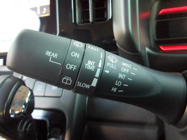 スペーシア ギア　ＨＹＢＲＩＤ　ＸＺ　全方位モニター付メモリーナビ　両側電動スライドドア　スズキコネクト　ＬＥＤヘッドランプ　キーレスプッシュスタート　マルチユースフラップ　ルーフレール　アダプティブクルーズコントロール　ステアリングオーディオスイッチ　サポカー（56枚目）