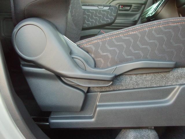 スペーシア ギア　ＨＹＢＲＩＤ　ＸＺ　全方位モニター付メモリーナビ　両側電動スライドドア　スズキコネクト　ＬＥＤヘッドランプ　キーレスプッシュスタート　マルチユースフラップ　ルーフレール　アダプティブクルーズコントロール　ステアリングオーディオスイッチ　サポカー（68枚目）