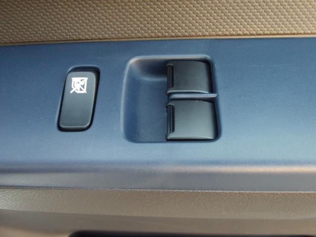 アルト Ａ　バックアイカメラ付ディスプレイオーディオ　キーレスエントリー　ステアリングオーディオスイッチ　衝突被害軽減ブレーキ　後退時ブレーキサポート　ＳＲＳサイドエアバッグ　ＳＲＳカーテンエアバッグ　ＥＳＰ（車両走行安定補助システム）　オートライト（36枚目）