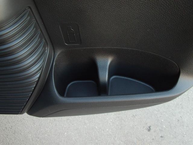 ハスラー ＨＹＢＲＩＤ　Ｘ　全方位モニター付メモリーナビ　ＥＴＣ　ＬＥＤヘッドランプ　キーレスプッシュスタート　ステアリングオーディオスイッチ　パーソナルテーブル　マイルドハイブリッド　サポカー　ＳＲＳサイドエアバッグ　ＳＲＳカーテンエアバッグ　ＥＳＰ（42枚目）