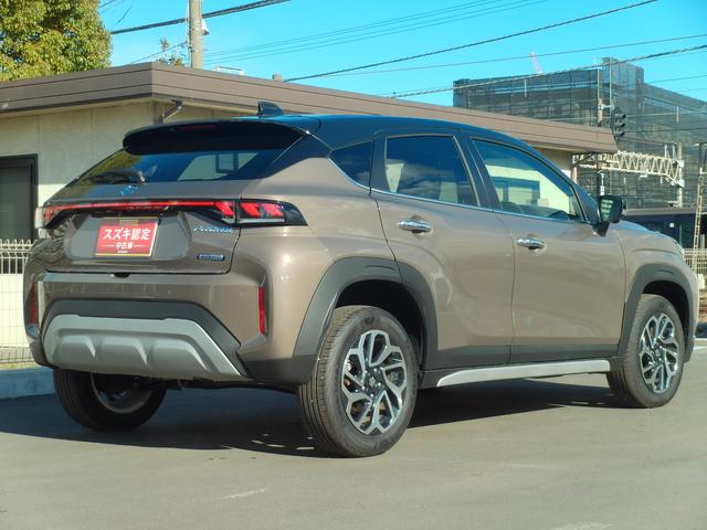 フロンクス １型　全方位モニター付メモリーナビ　スズキコネクト　パドルシフト　ＬＥＤヘッドランプ　キーレスプッシュスタート　アダプティブクルーズコントロール　ステアリングオーディオスイッチ　電動パーキングブレーキ　マイルドハイブリッド　サポカー（6枚目）