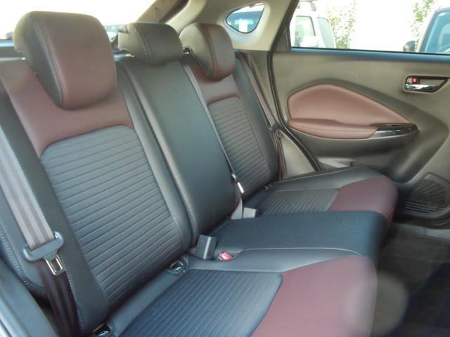 フロンクス １型　全方位モニター付メモリーナビ　スズキコネクト　パドルシフト　ＬＥＤヘッドランプ　キーレスプッシュスタート　アダプティブクルーズコントロール　ステアリングオーディオスイッチ　電動パーキングブレーキ　マイルドハイブリッド　サポカー（19枚目）