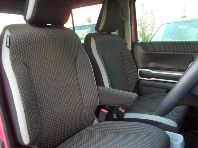 ハスラー ＨＹＢＲＩＤ　Ｘ　ディスプレイオーディオ　ＬＥＤヘッドランプ　キーレスプッシュスタート　ステアリングオーディオスイッチ　パーソナルテーブル　マイルドハイブリッド　衝突被害軽減ブレーキ　後退時ブレーキサポート　アルミホイール　シートヒーター（18枚目）